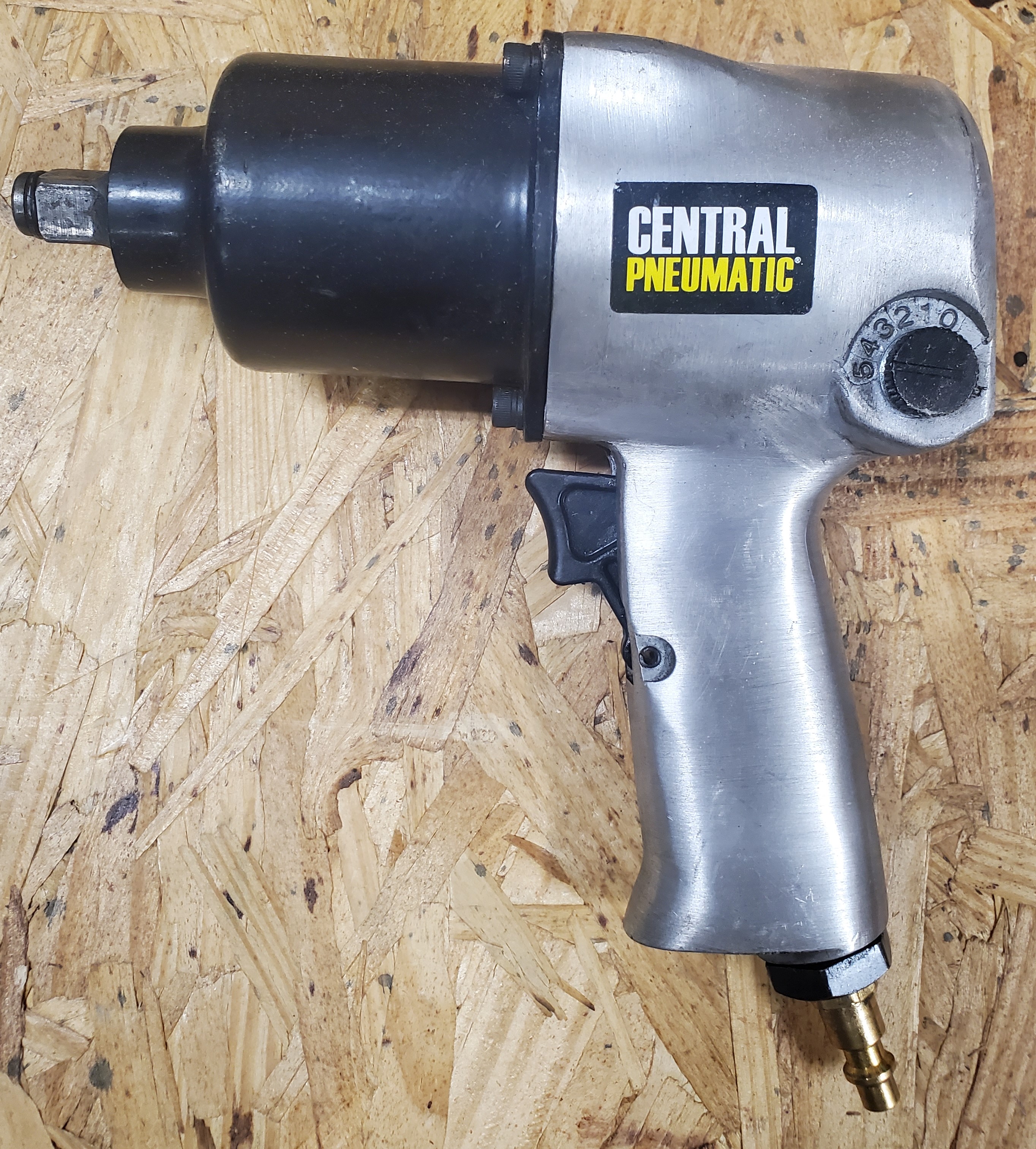 Rent Impact Wrench 1/2 in. Air Impact Wrench 585 Lbs. Torque in