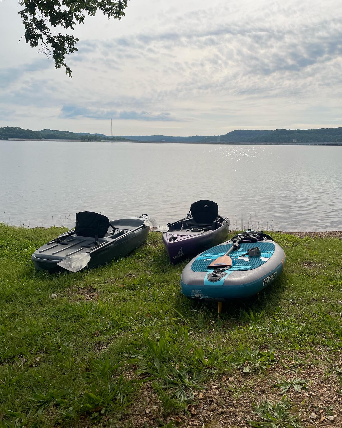 Rent Kayak purple in Kansas City, MO FriendWithA