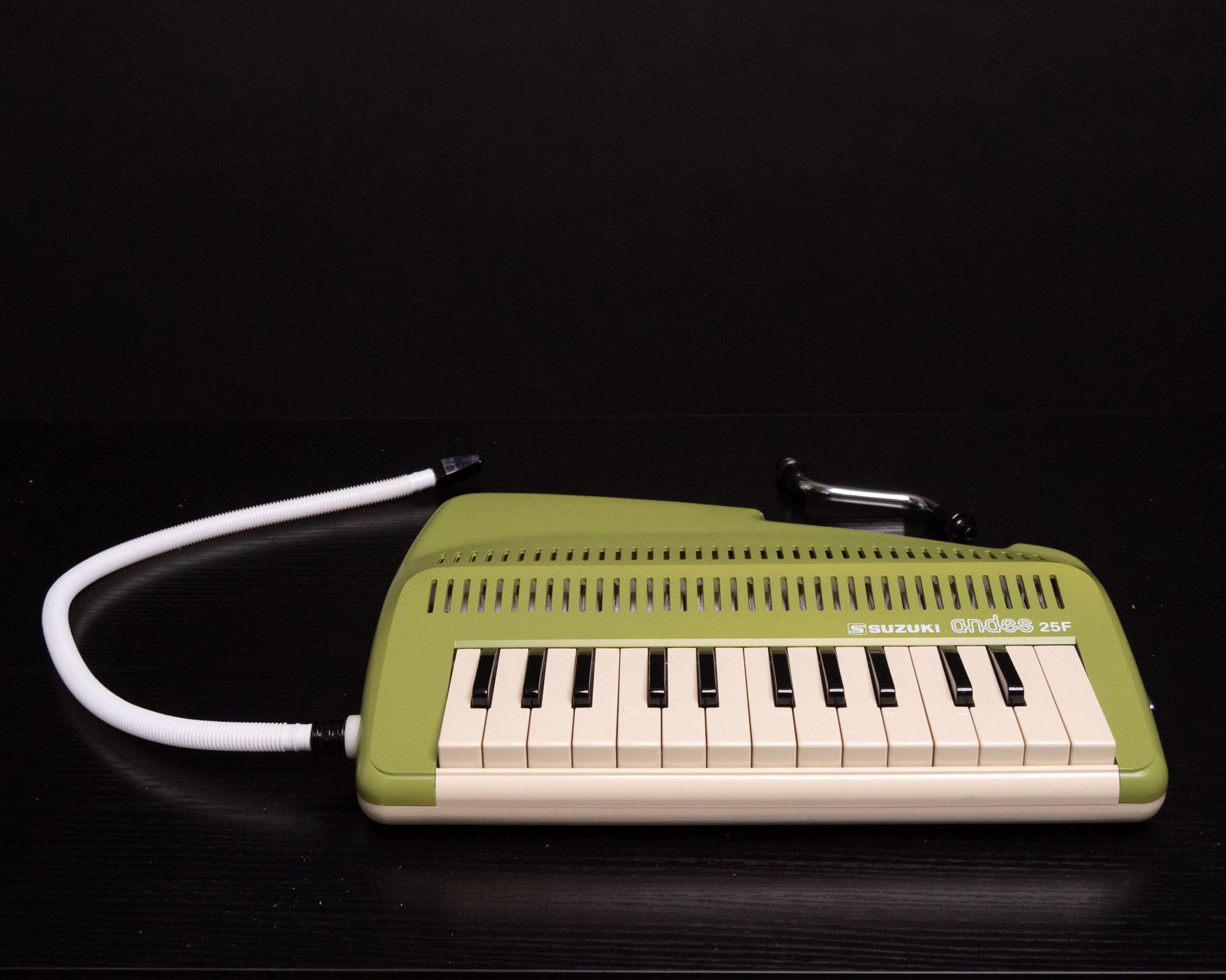 Rent Suzuki Andes 25f Pan Flute Melodica in Los Angeles, CA
