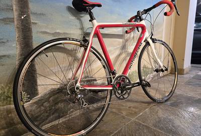 Rent Motobecane LeChampion Carbon Roadbike 58cm Frame Size in