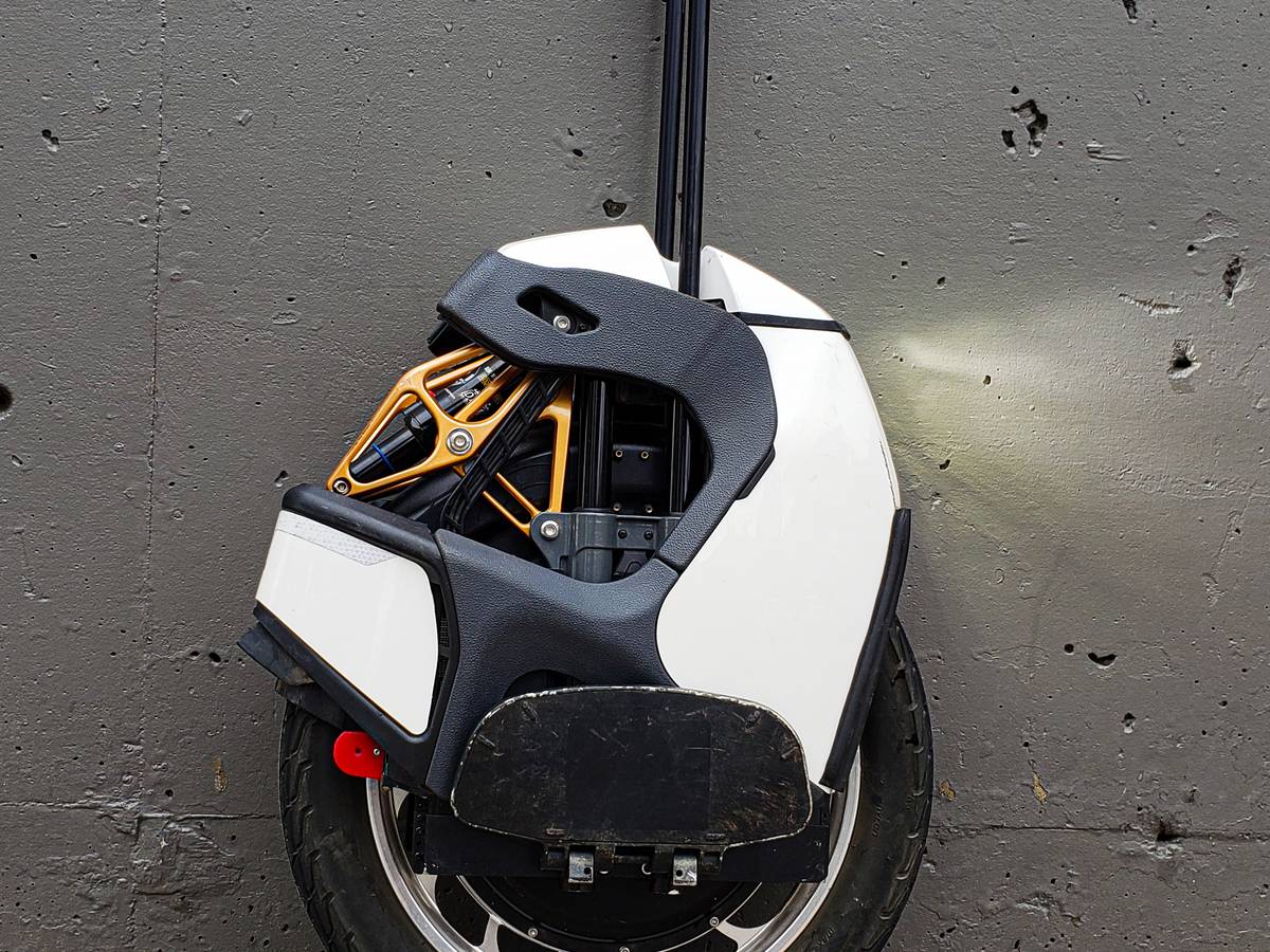 Rent KingSong S18 Suspension Electric Unicycle Stock Edition in