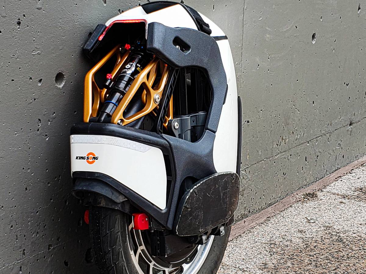 Rent KingSong S18 Suspension Electric Unicycle Stock Edition in