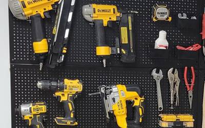 📌 DEWALT 18-Gauge Precision Point Brad Nailer – Flawless Finish Work!