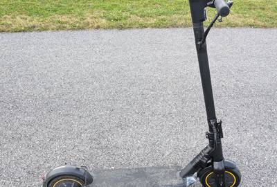 Dual 350w motor scooter