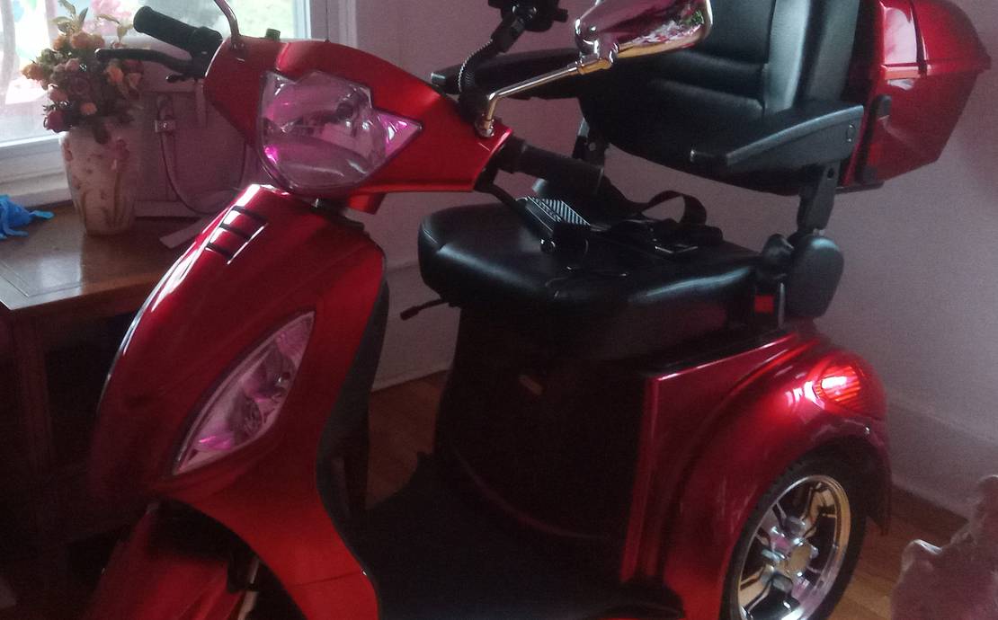 2026 Arshin Heavy Duty 3-Wheel Mobility Scooter Rental (500 lb Capacity)