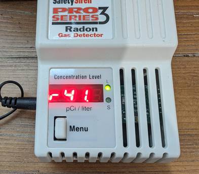 Radon detector
