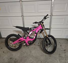 Surron Light Bee-2025 [WKY rental #2](PINK edition 2of3)