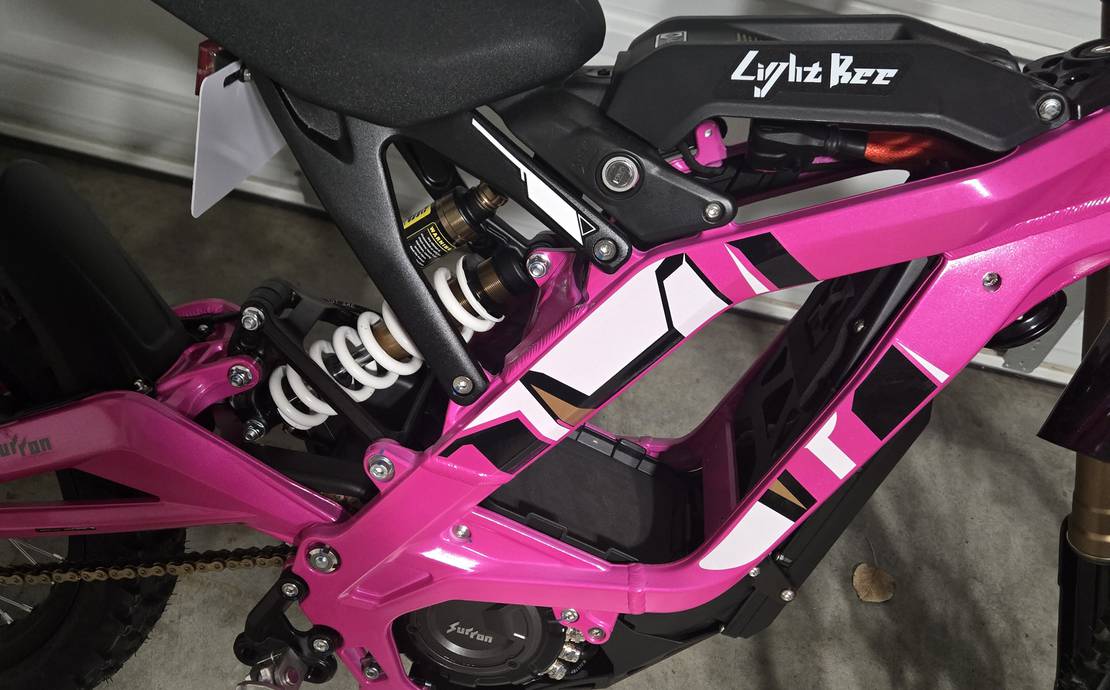 Surron Light Bee-2025 [WKY rental #3](PINK edition 3of3)