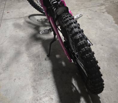 Surron Light Bee-2025 [WKY rental #3](PINK edition 3of3)