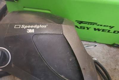 Flux core welder with welding hood