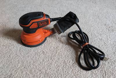 Black and decker 5" orbital sander