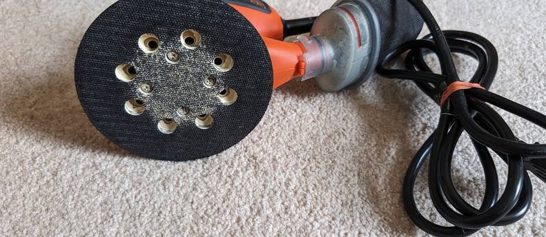 Black and decker 5" orbital sander