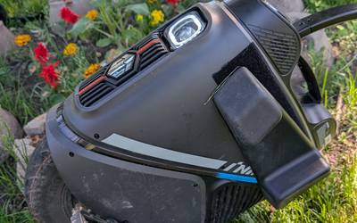 Electric unicycle électrique inmotion v9