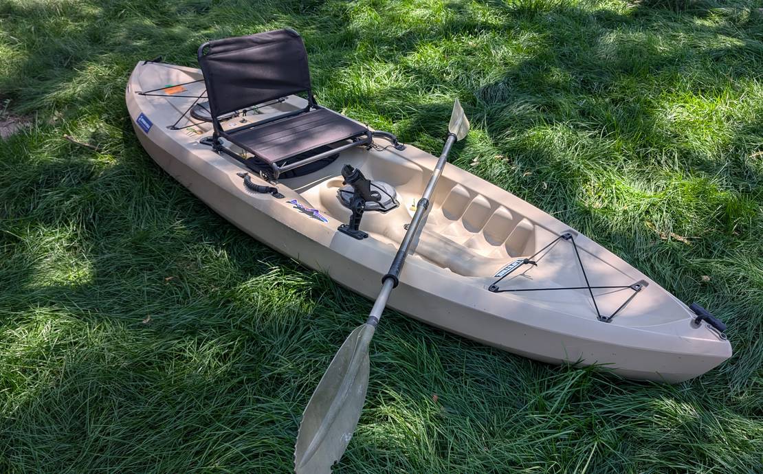 Lifetime Tamarack Angler 120 Fishing Kayak (10 ft)