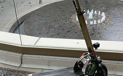 Scooter rental in Clinton