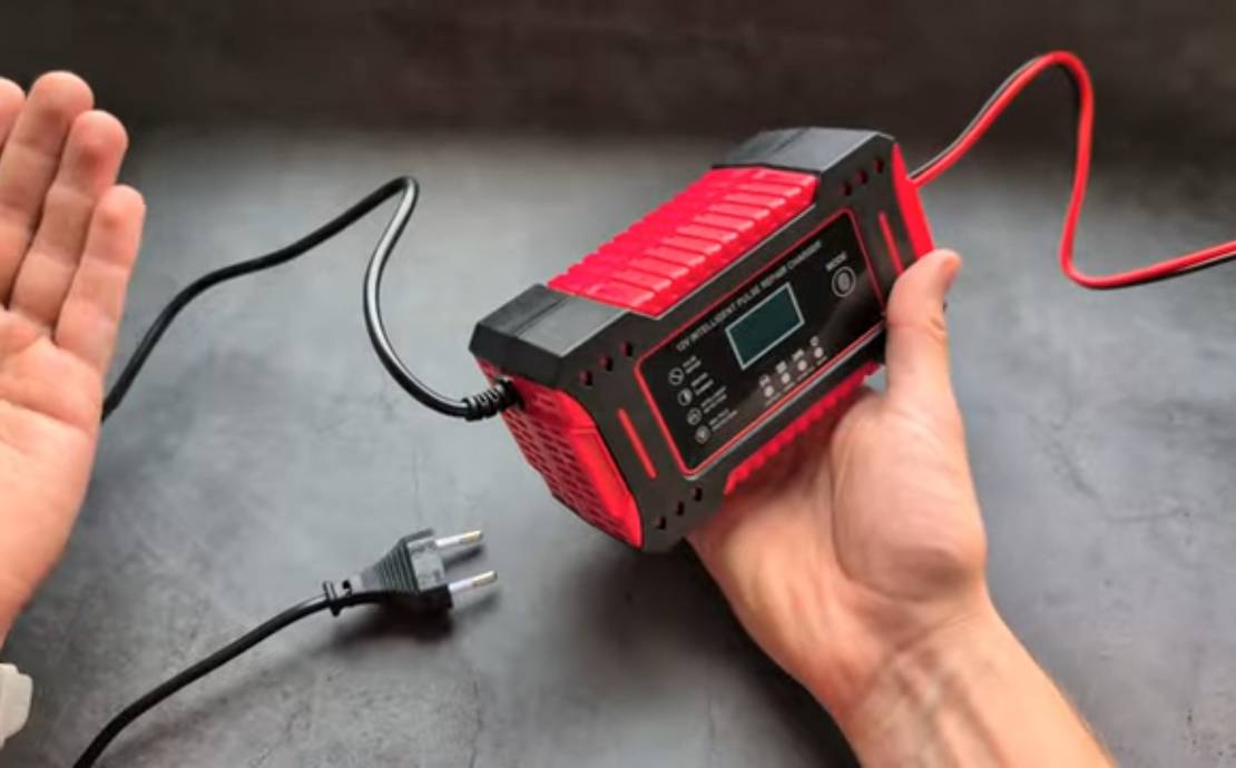 Both portable Jumpstart & Smart Battery Charger for Car Battery,  Motorcycle, Smart Car Trickle Charger, Boat