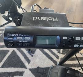 Roland TD-4 ELECTRIC DRUM SET