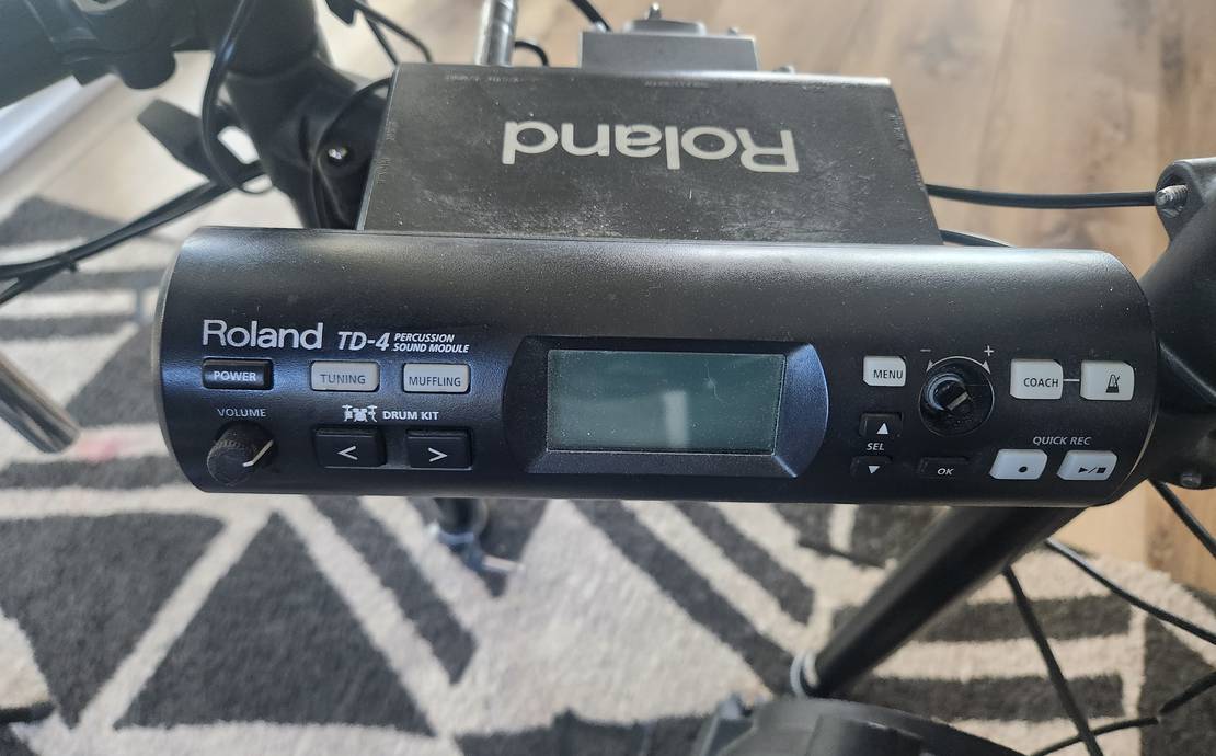 Roland TD-4 ELECTRIC DRUM SET