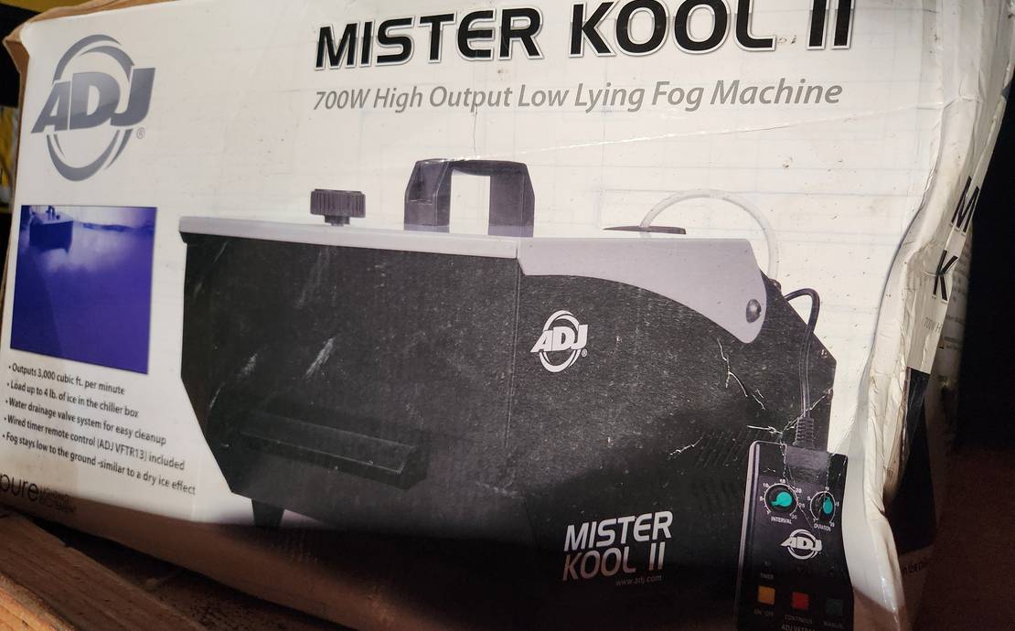 Fog machine - Mr Kool II - low lying fog