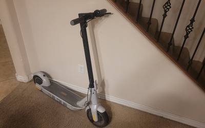Segway ninebot kickscooter max