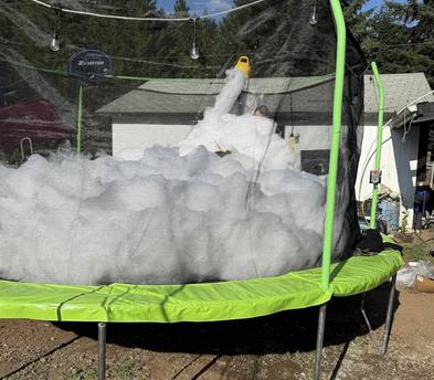 Foam bubble machine jet