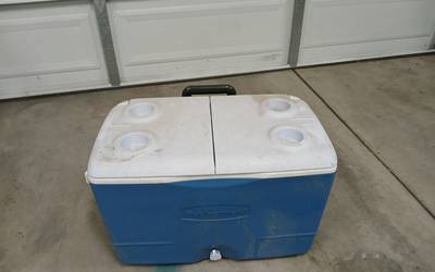 45QT Wheeled Cooler | Hard-Sided Ice Chest with Split Lid