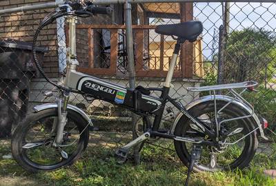 Electric Bike near Belle Isle, Detroit