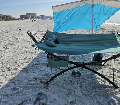 Beach hammock bundle: Anymaka hammock, Solbello shade, Backpack cooler, Bluetooth speaker
