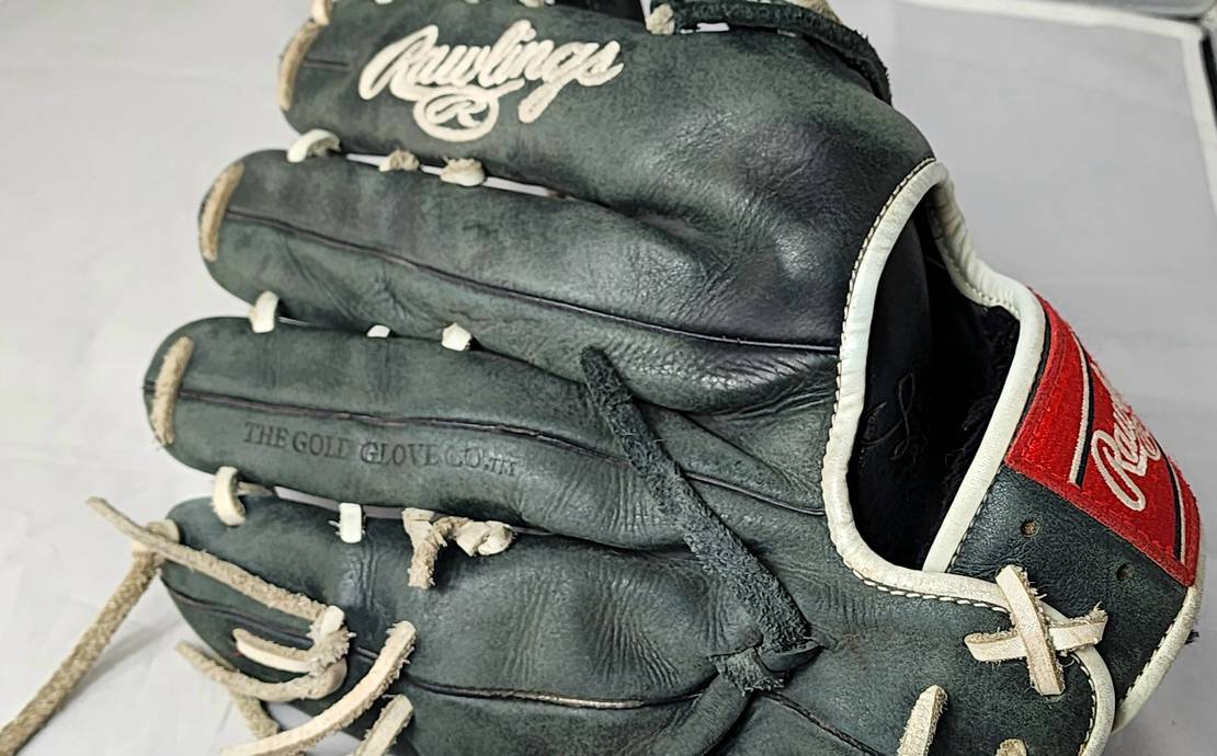 Rawlings 13" GG Elite Series Glove Soft leather Right Hand Mitt Black
