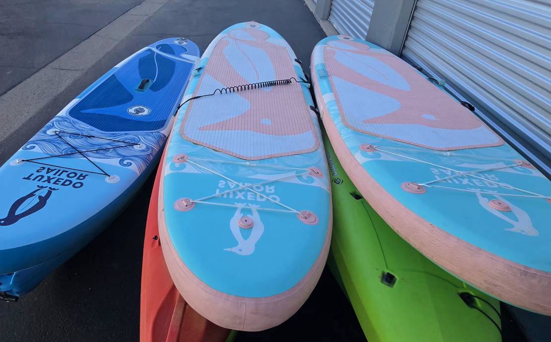 Kayaks(5) or paddleboards(5) w/ lifejackets,paddles ,drybags