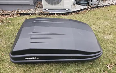 18cu Sportrack roof box cartop carrier 18cu