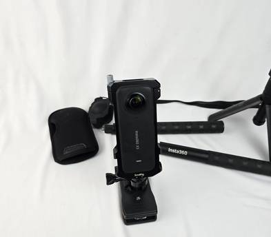 360 Degree Action Camera - Insta 360 X