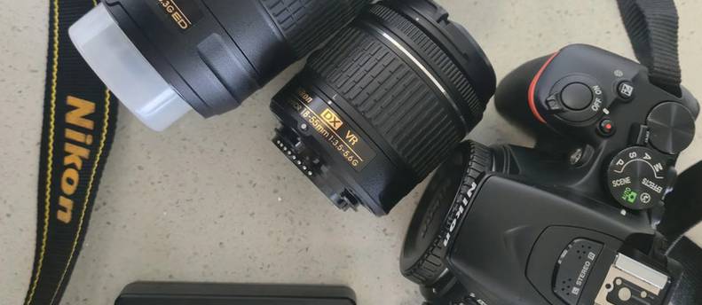 Nikon D5600 Camera with 2x Nikon DX with 2x lenses (18-55mm + 70-300mm)