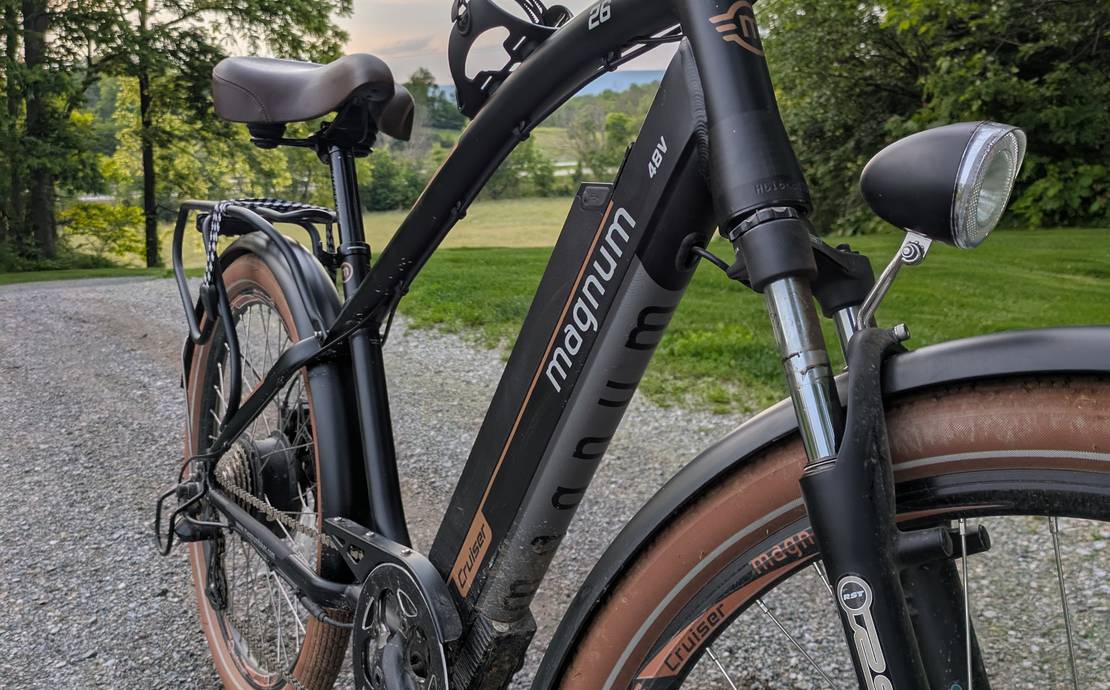 Magnum Cruiser E-bike
