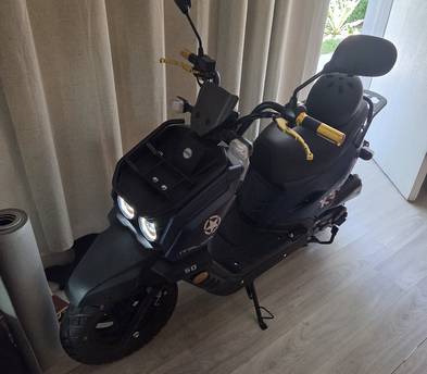 Blue Italica 50cc XS Combat