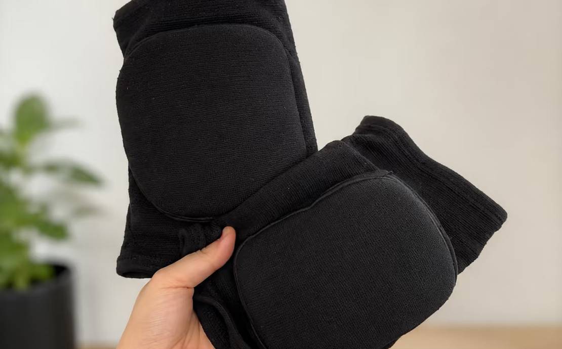 High-Performance Waterproof Ski Gloves - Warm, Durable & All-Mountain Ready