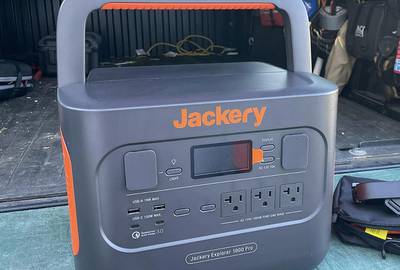Jackery Explorer 1000 PRO Portable Power Station