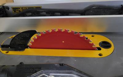 DEWALT DWE7485 Compact Job Site Table Saw - Precision Ready