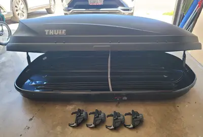 Thule Pulse Medium Cargo Roof Box