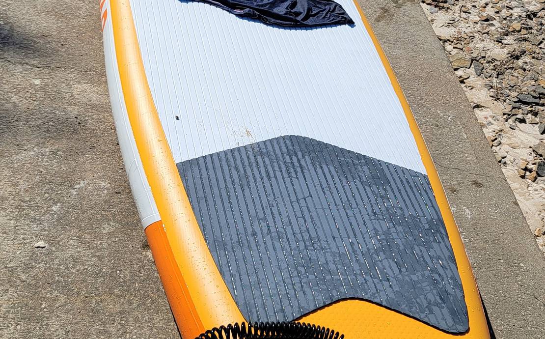 Inflatable stand up paddle board