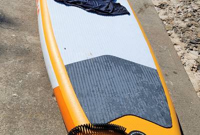 Inflatable stand up paddle board