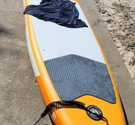 Inflatable stand up paddle board