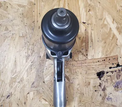 Impact Wrench - 1/2 in. Air Impact Wrench - 585 Lbs. Torque