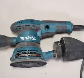 Makita 5" Random Orbit Sander