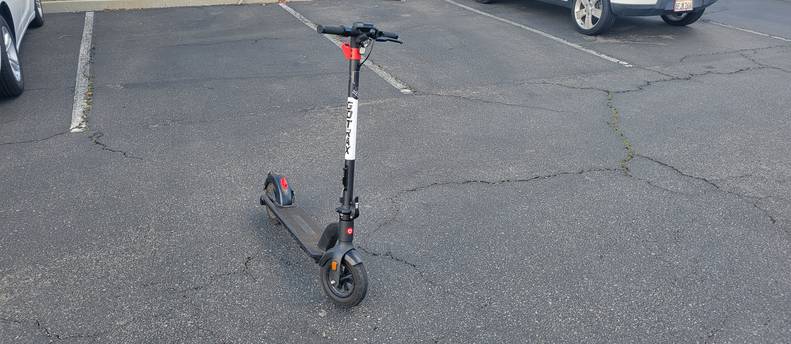 GoTrax G4 Electric Scooter