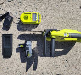 RYOBI - 18v 8in. Battery Pruning Chainsaw w/ 2.0 ah Battery & Charger