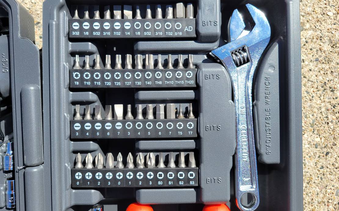 CRESCENT - SAE/Metric Wrench, Socket, & Tool Set, 180pc