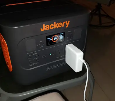 Jackery Explorer 1000 PRO Portable Power Station