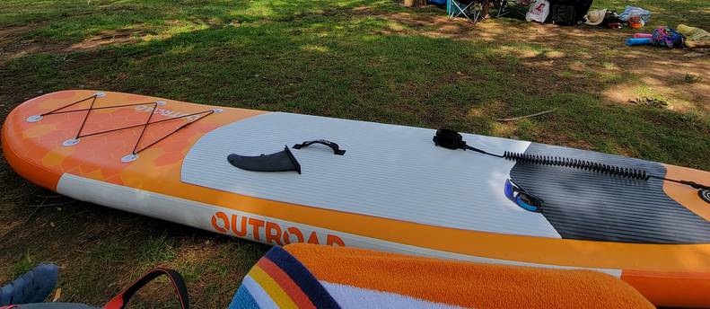 Inflatable stand up paddle board