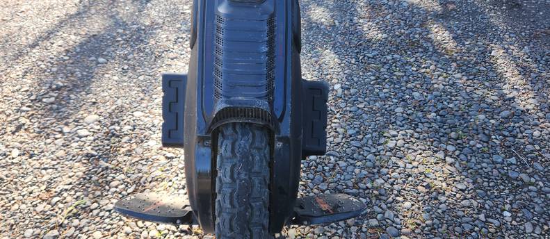 InMotion V12 HT - Variable Fast charger 9 amps